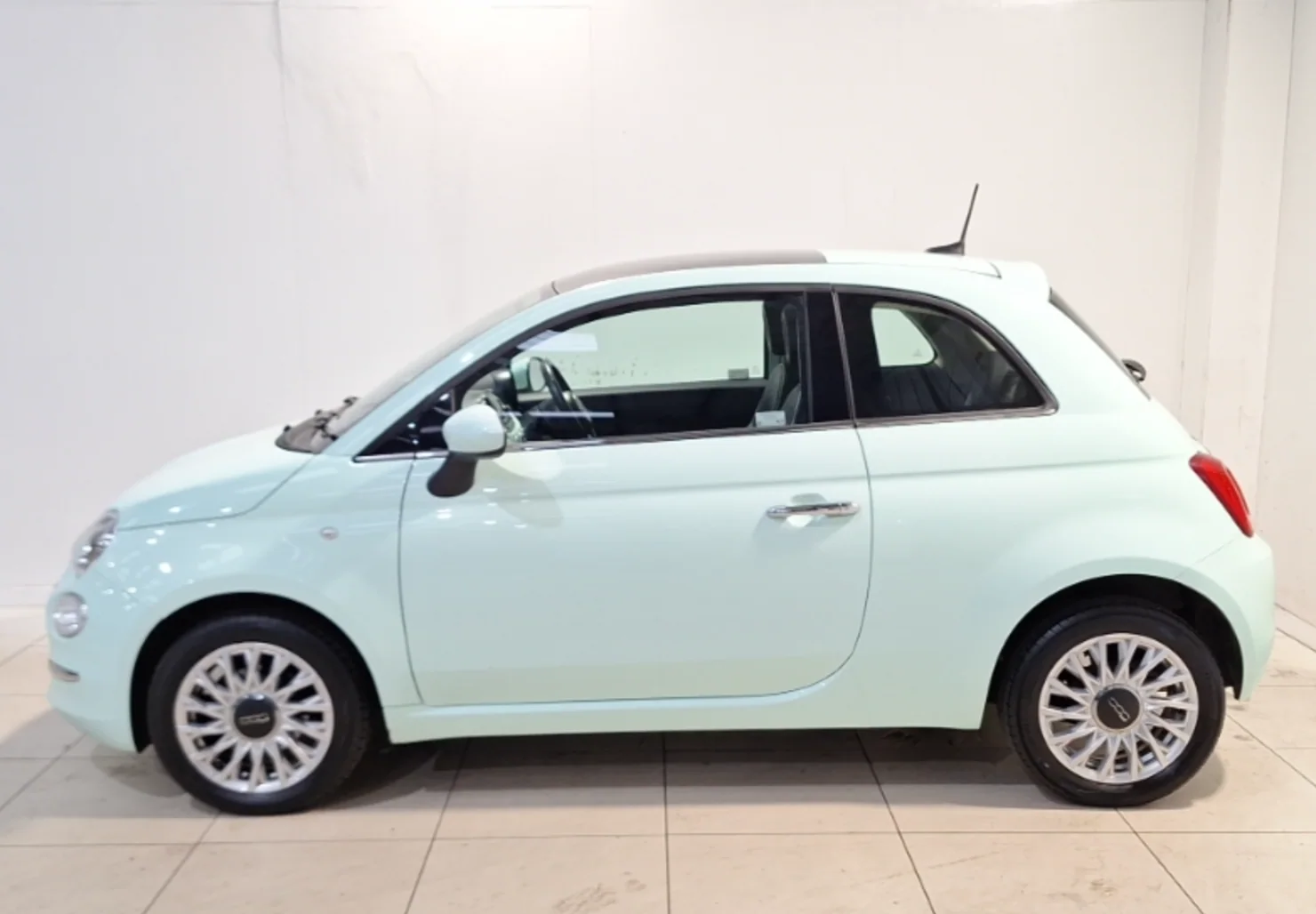 Fiat 500 photo 2