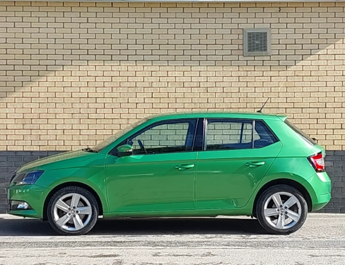Škoda Fabia photo 3